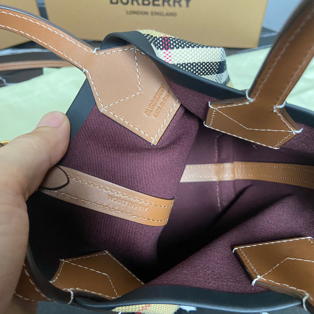 Burberry Tote