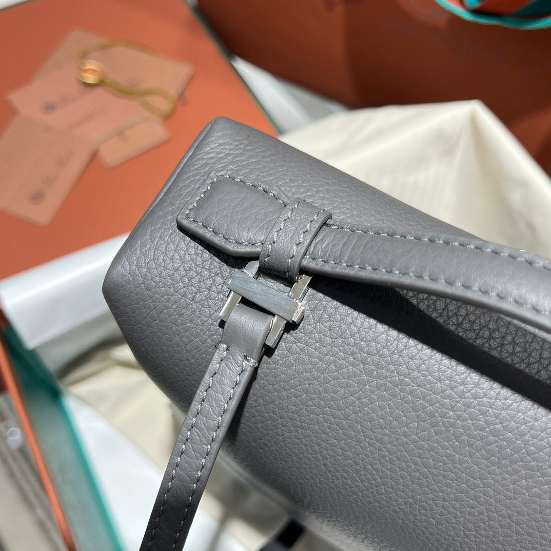 LP Extra Pocket L23.5 Backpack