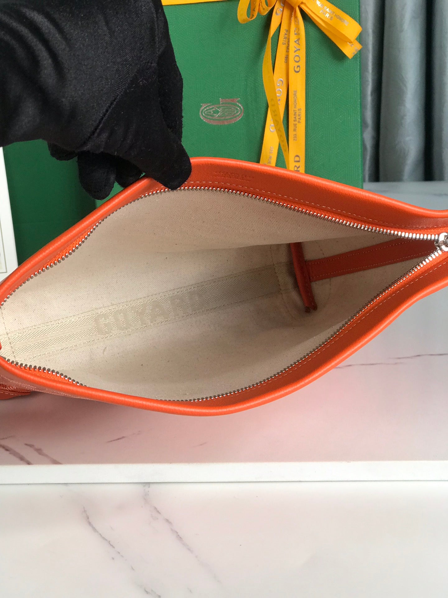 Goyard Conti