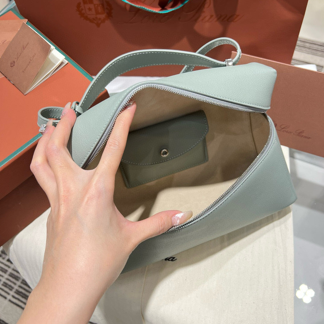 Loro Piana Extra Bag 27