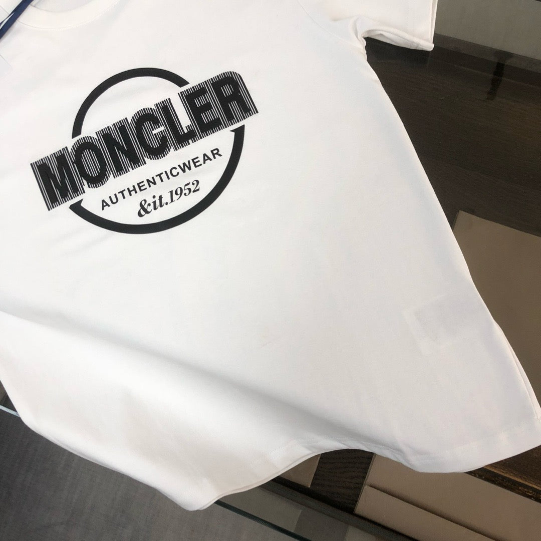 Moncler T-shirt