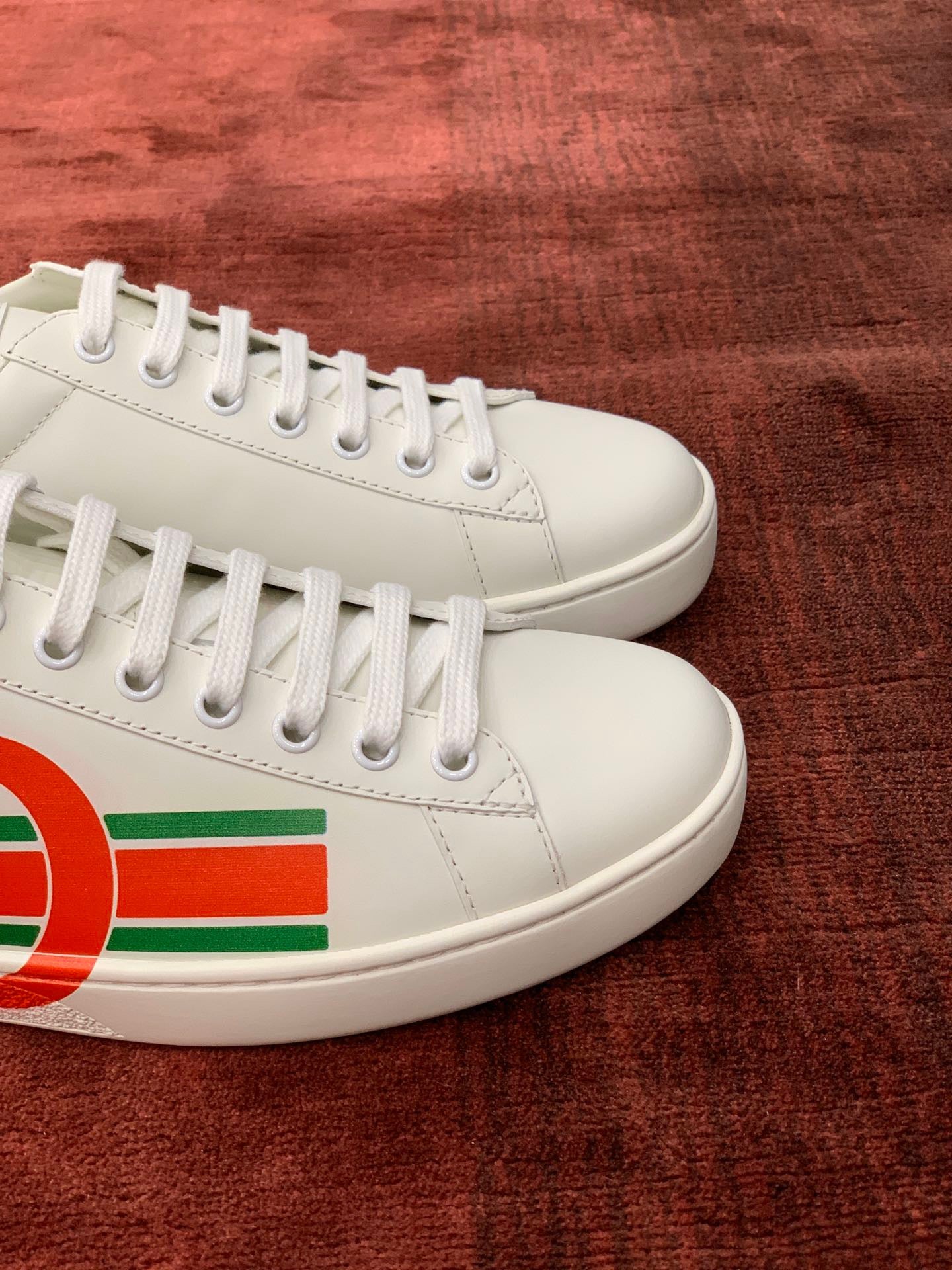 Gucci Sneakers