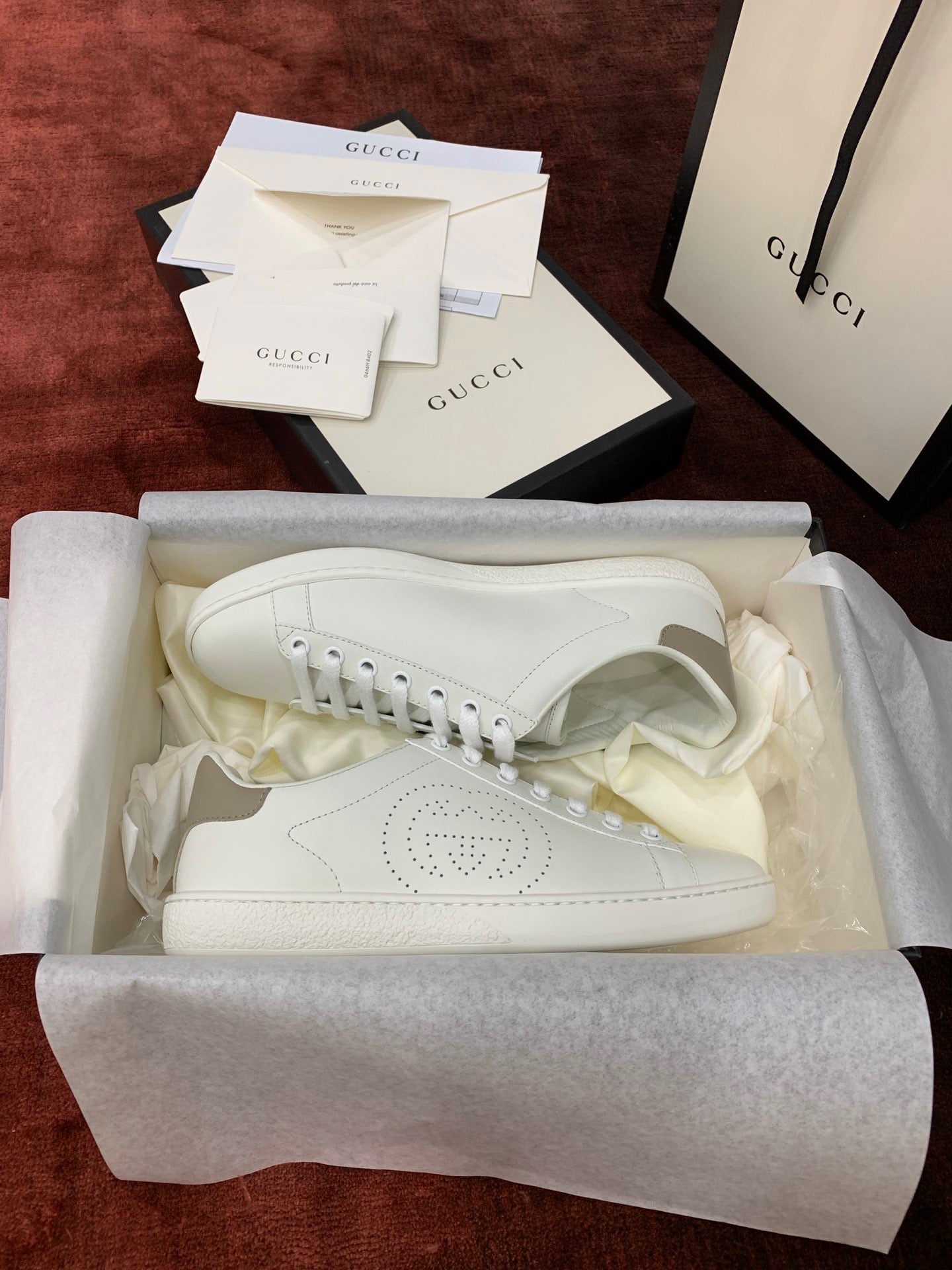 Gucci Sneakers