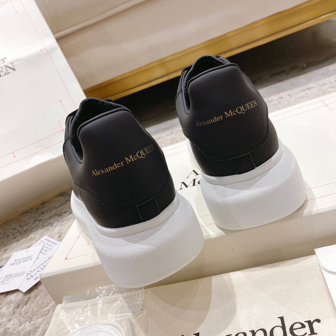 Alexander McQueen Sneakers