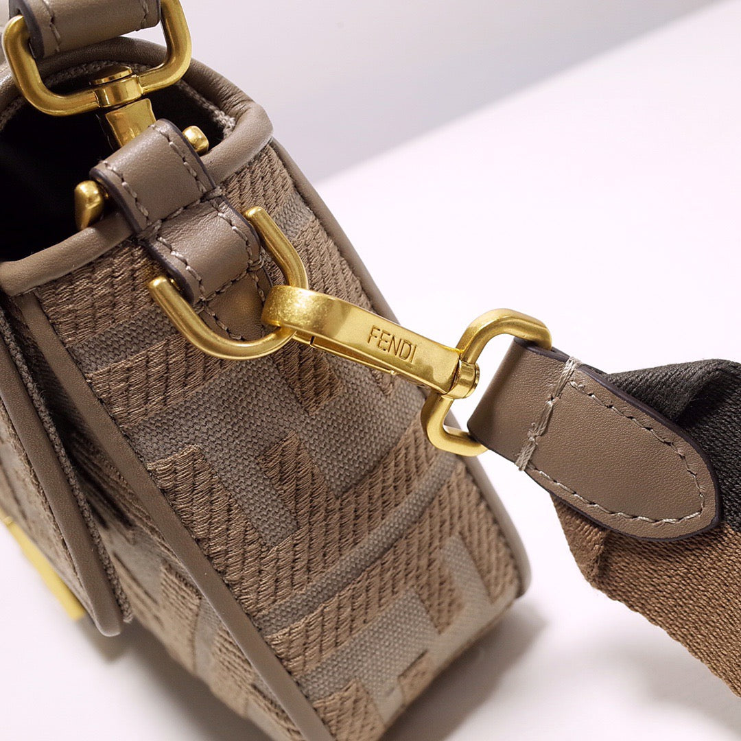 bolso fendi