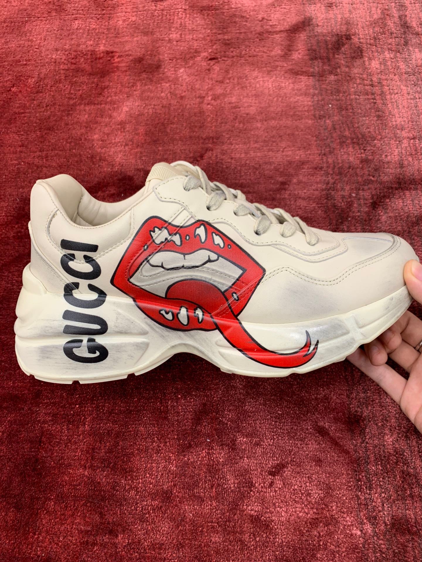 Gucci Sneakers