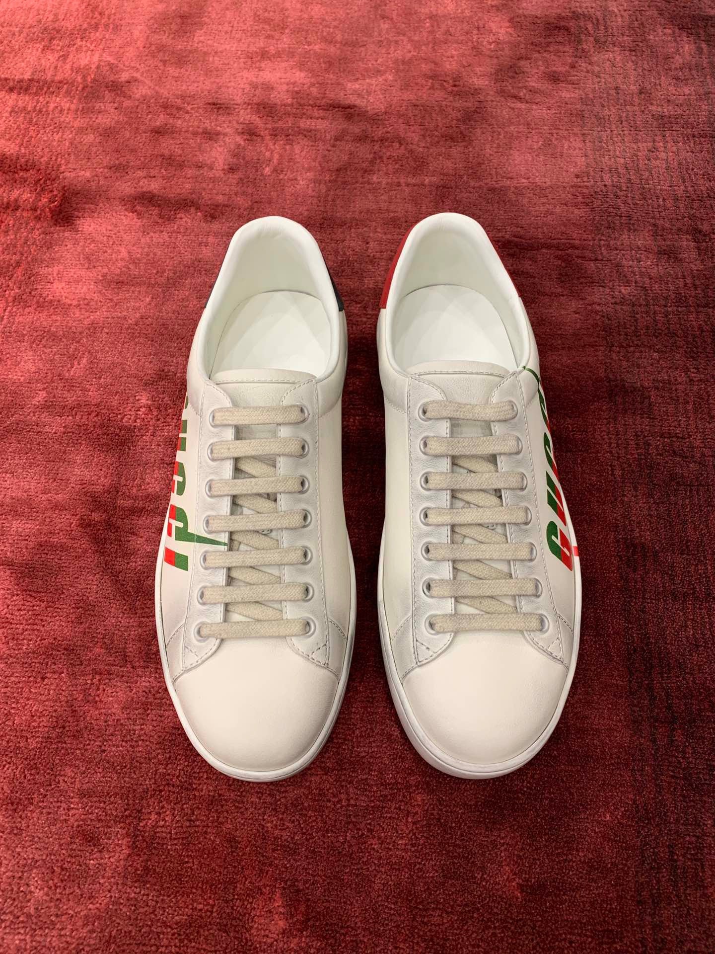 Gucci Sneakers
