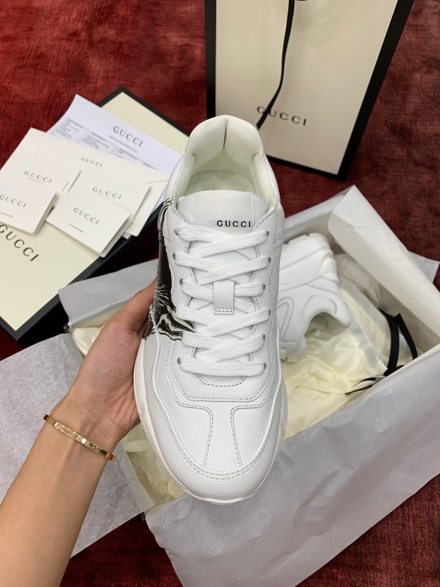 Gucci Sneakers