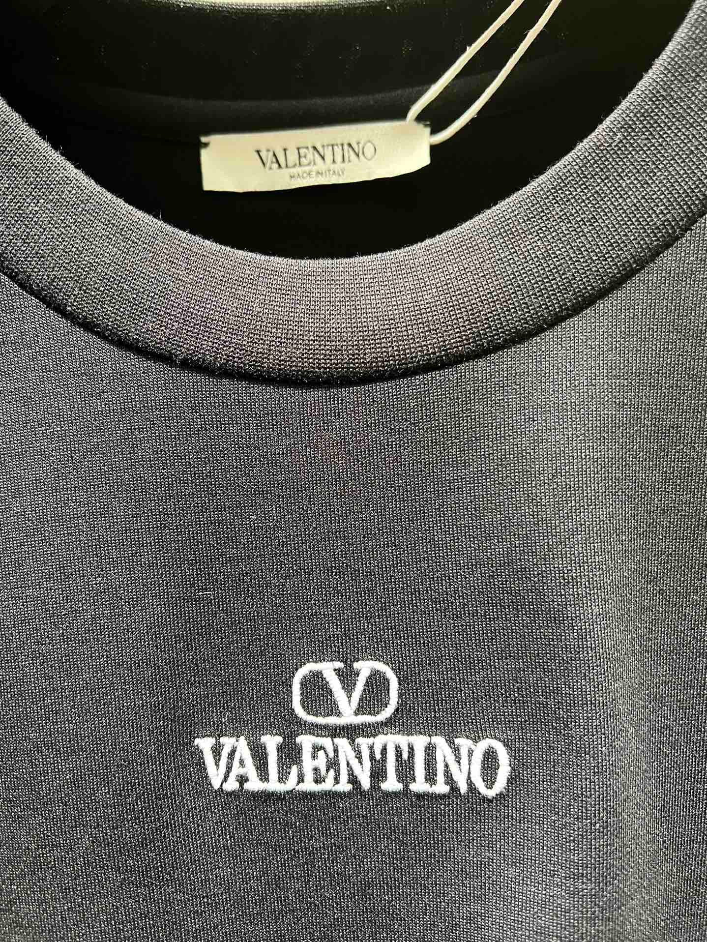 Camiseta Valentino