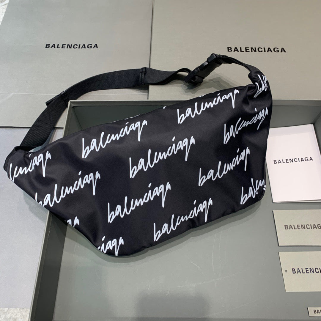 Balenciaga Bandolera