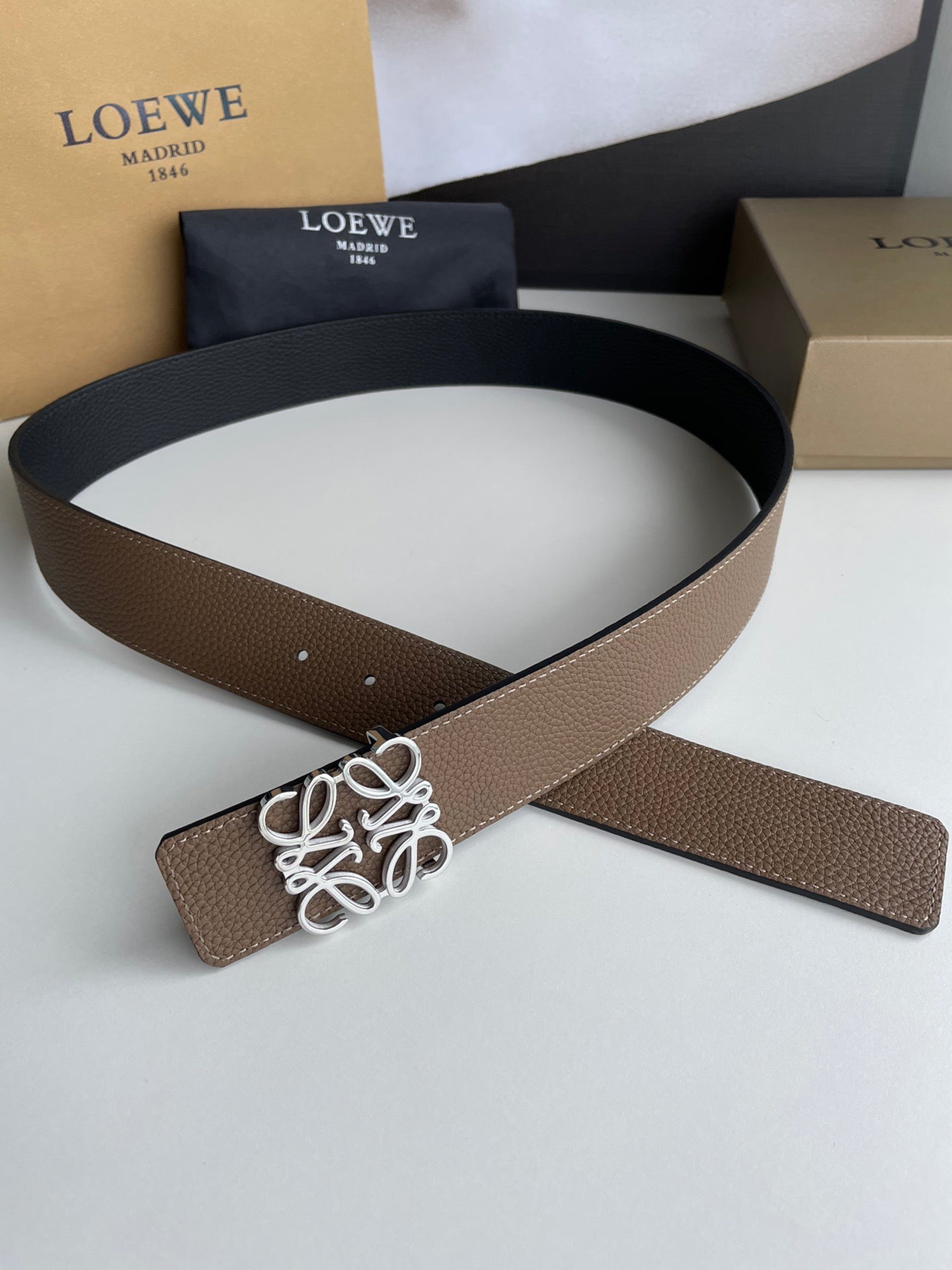 Loewe Belt