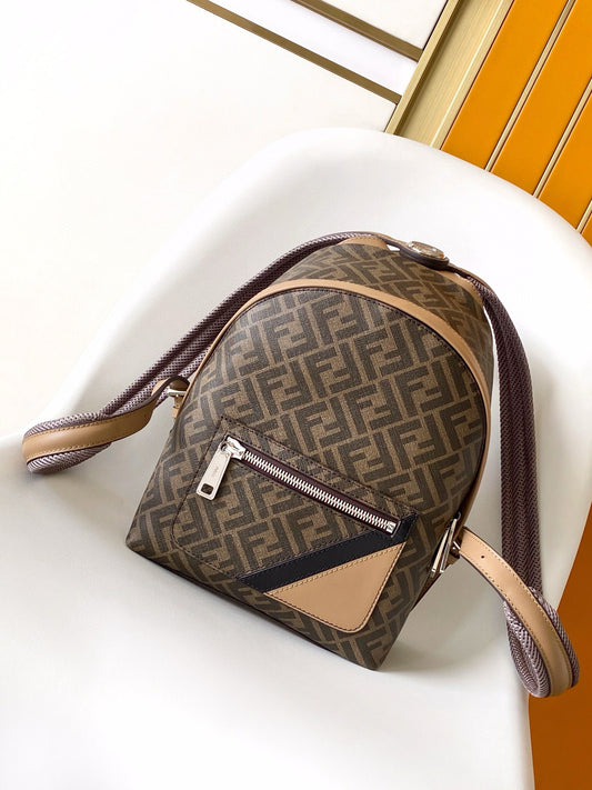 Fendi Backpack24-12-36CM
