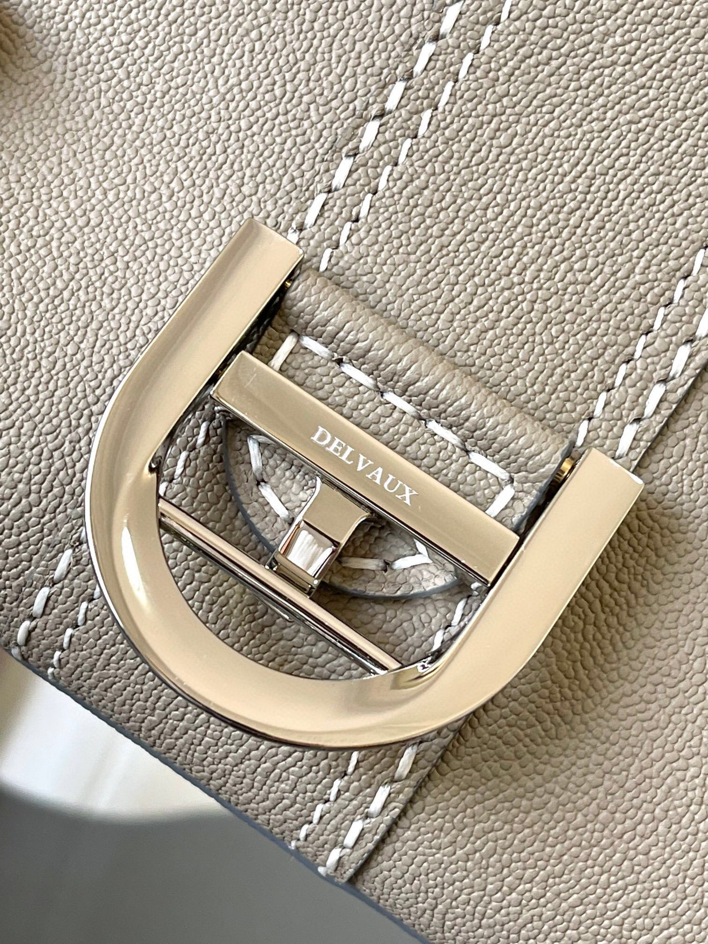 Delvaux Le Brilliant