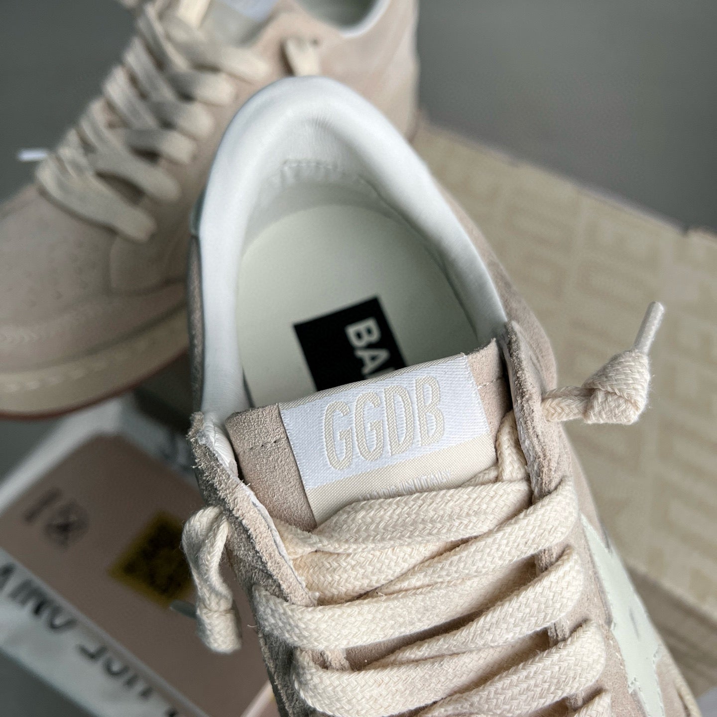 Golden Goose Sneaker