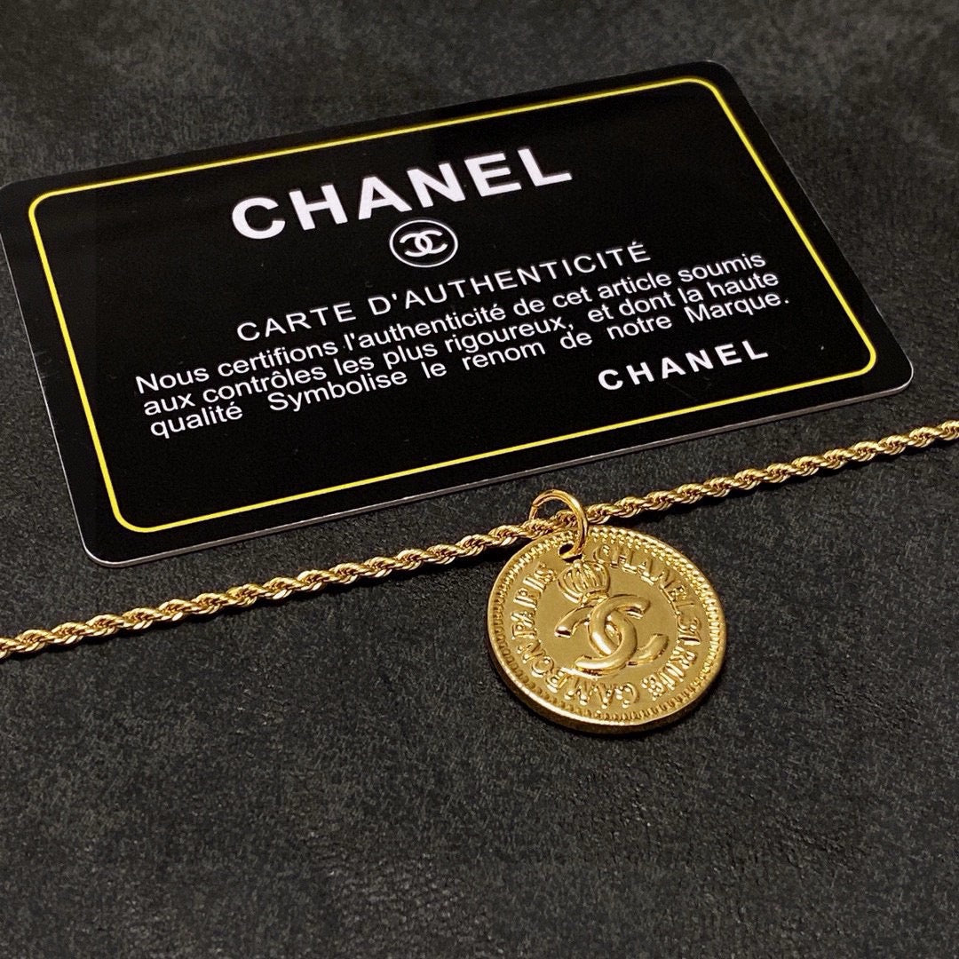 Collar Chanel