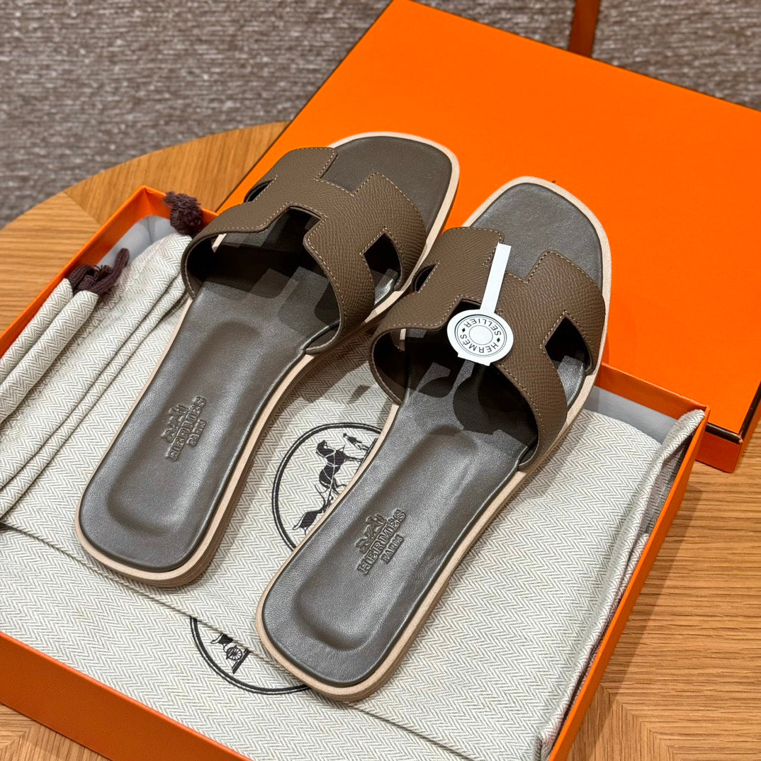Hermes Sandals