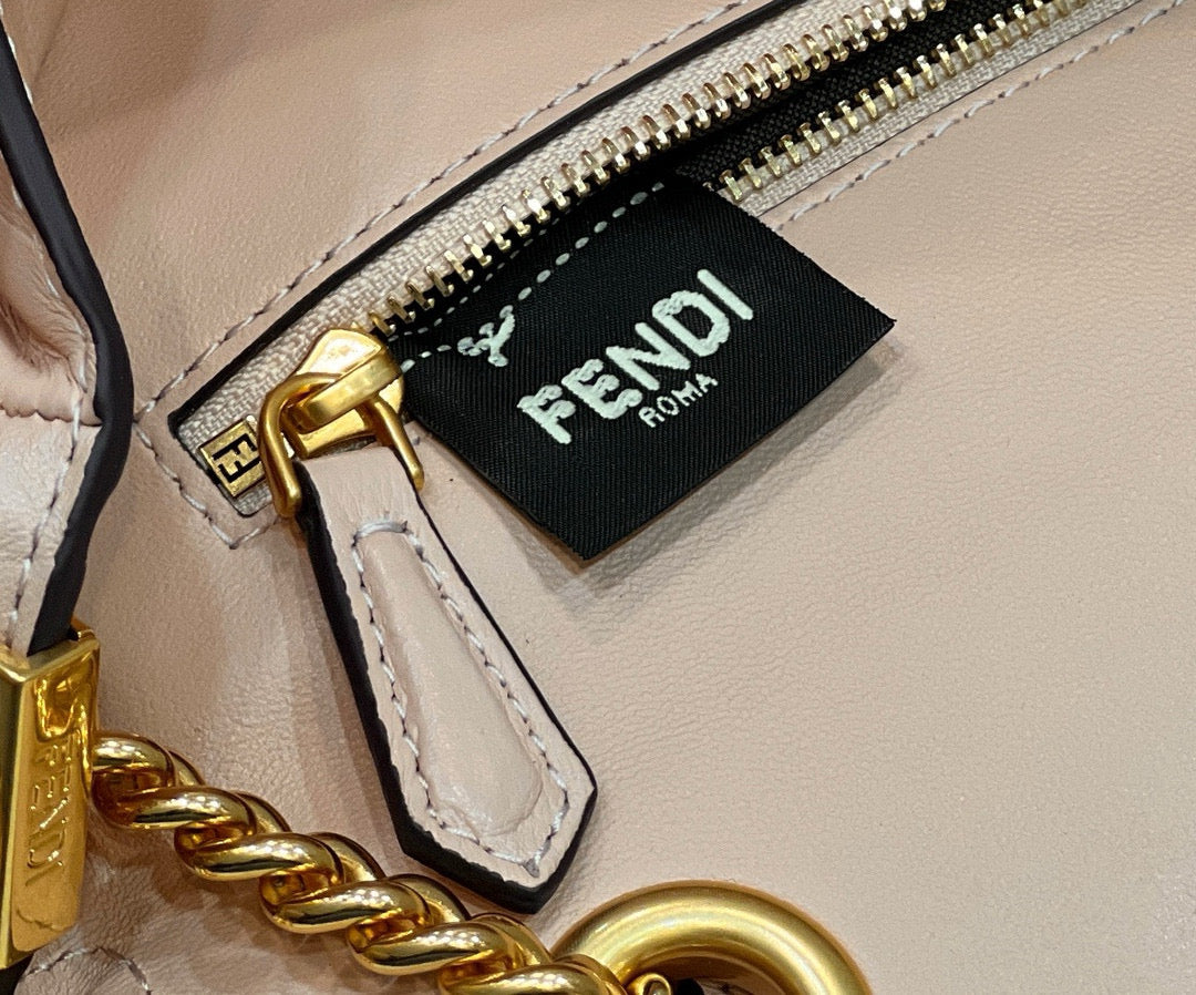 Fendi Baguette