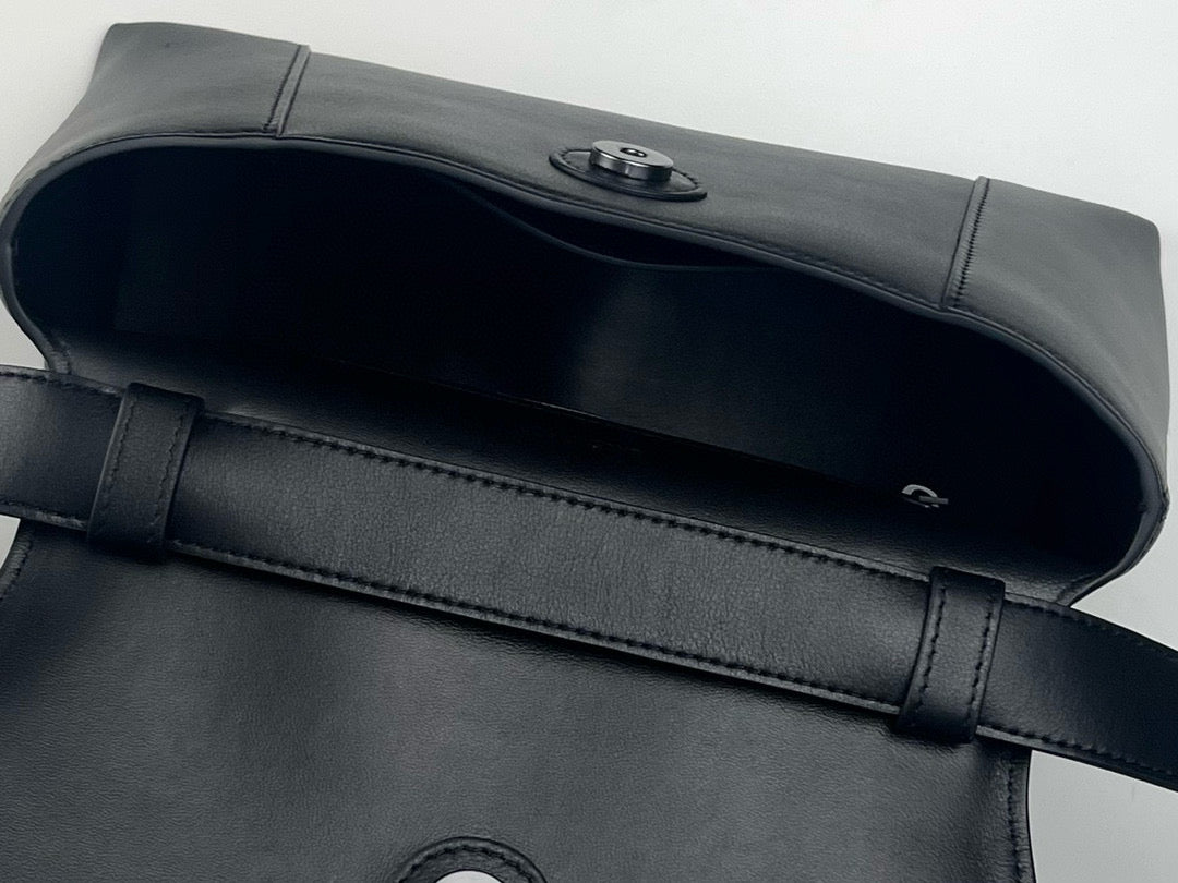 BLCG Downtown Leather Shoulder Bag
