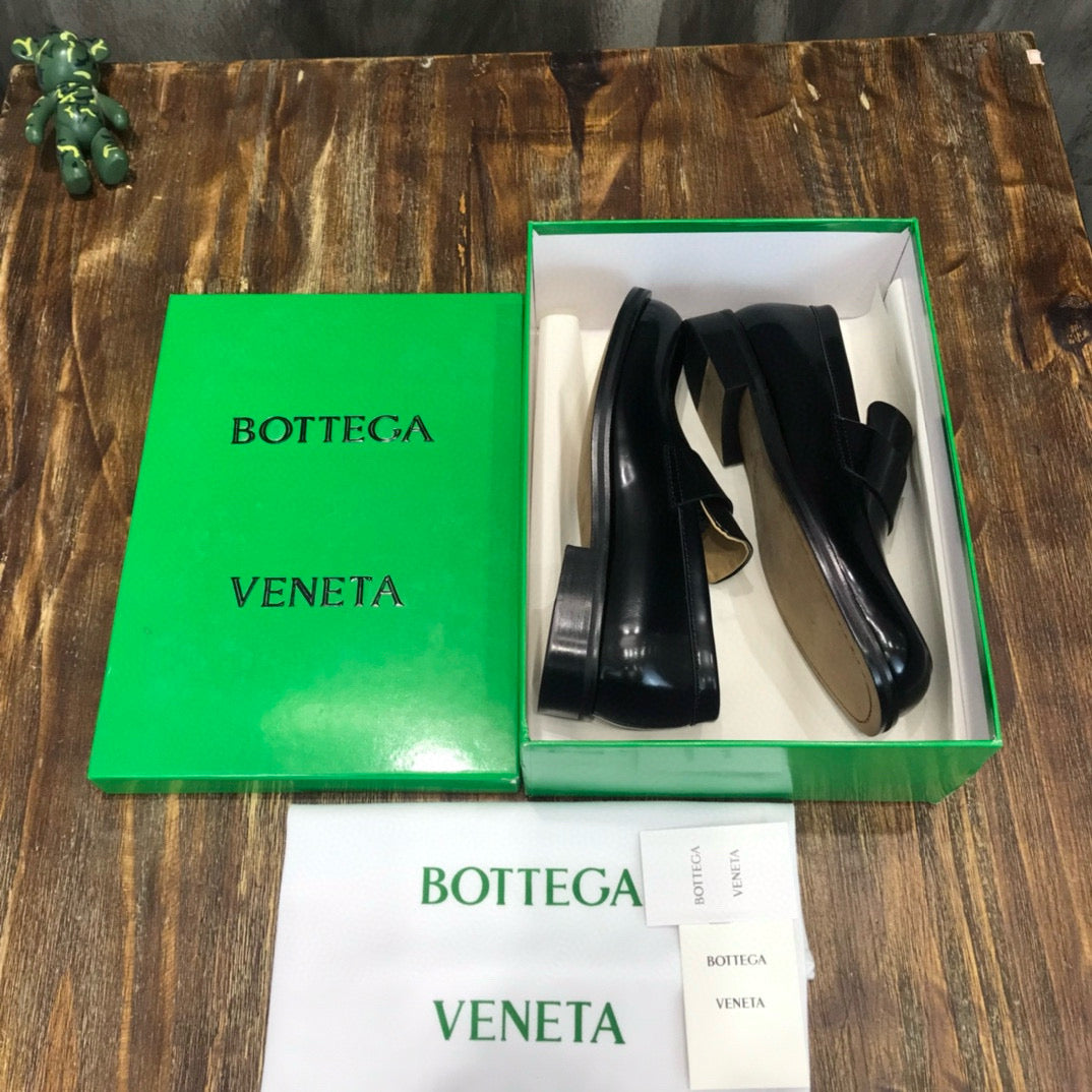 BV Loafer