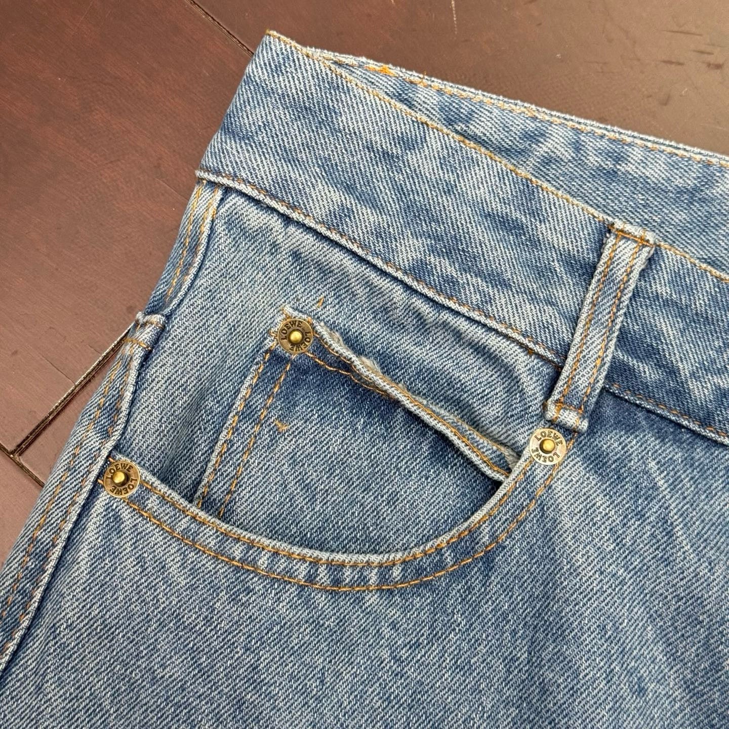 Loewe Jean