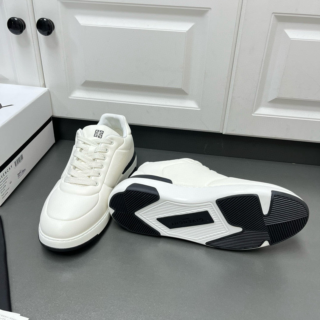 Givenchy Sneakers