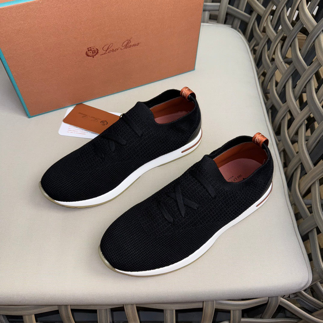 LP Sneakers