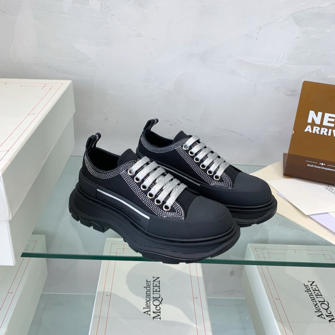 Alexander McQueen Sneakers