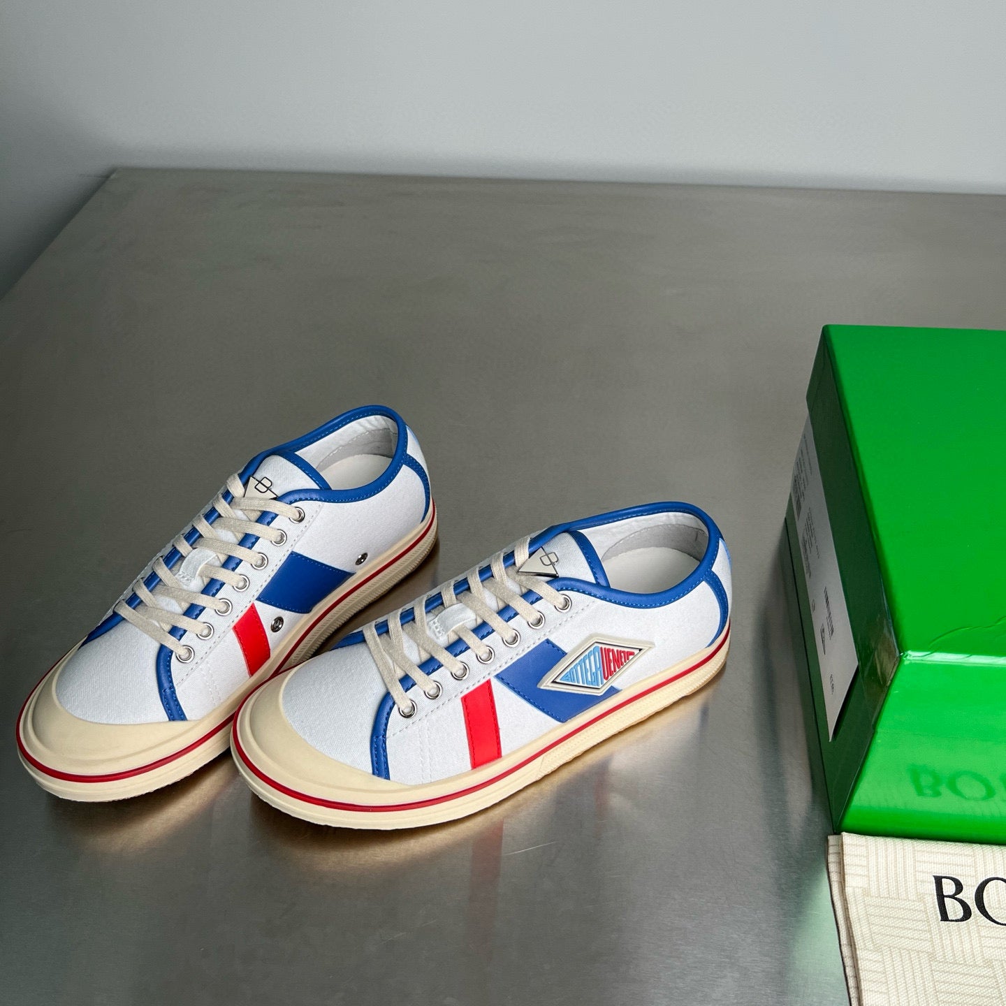 BV Sneakers