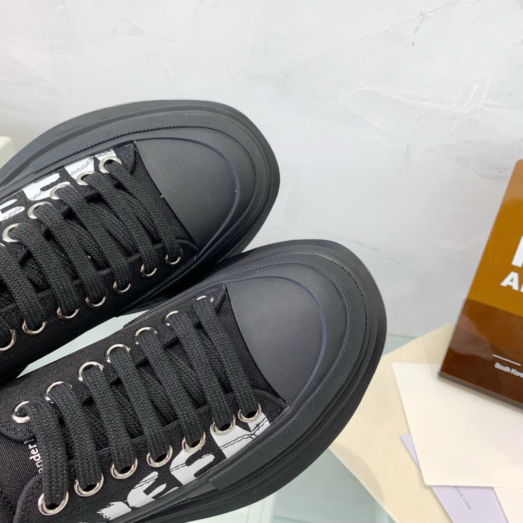 Alexander McQueen Sneakers
