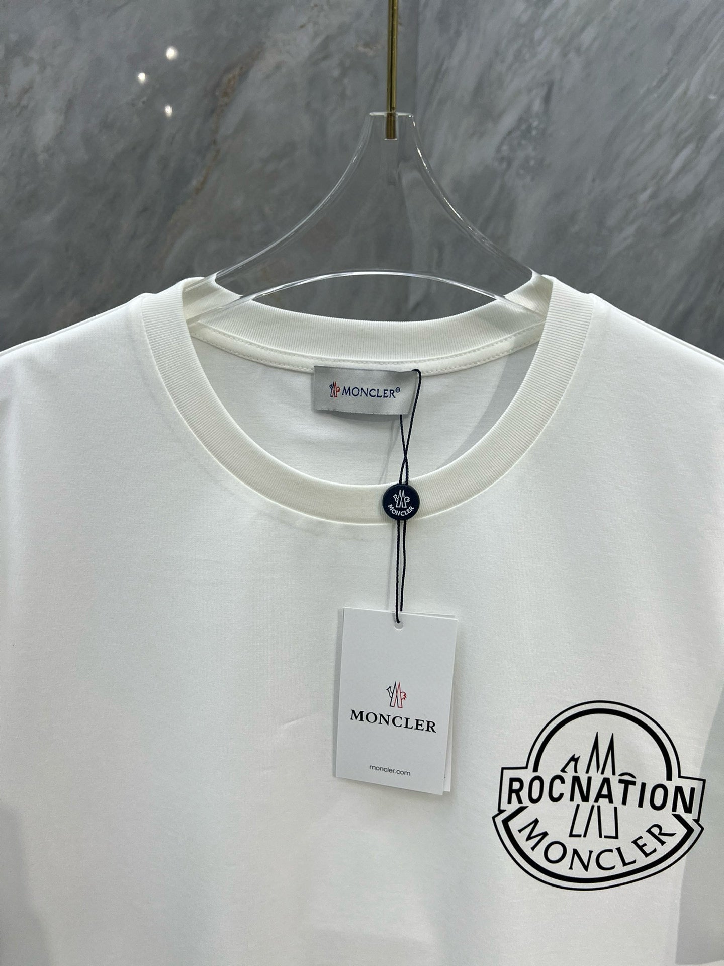 Moncler T-shirt