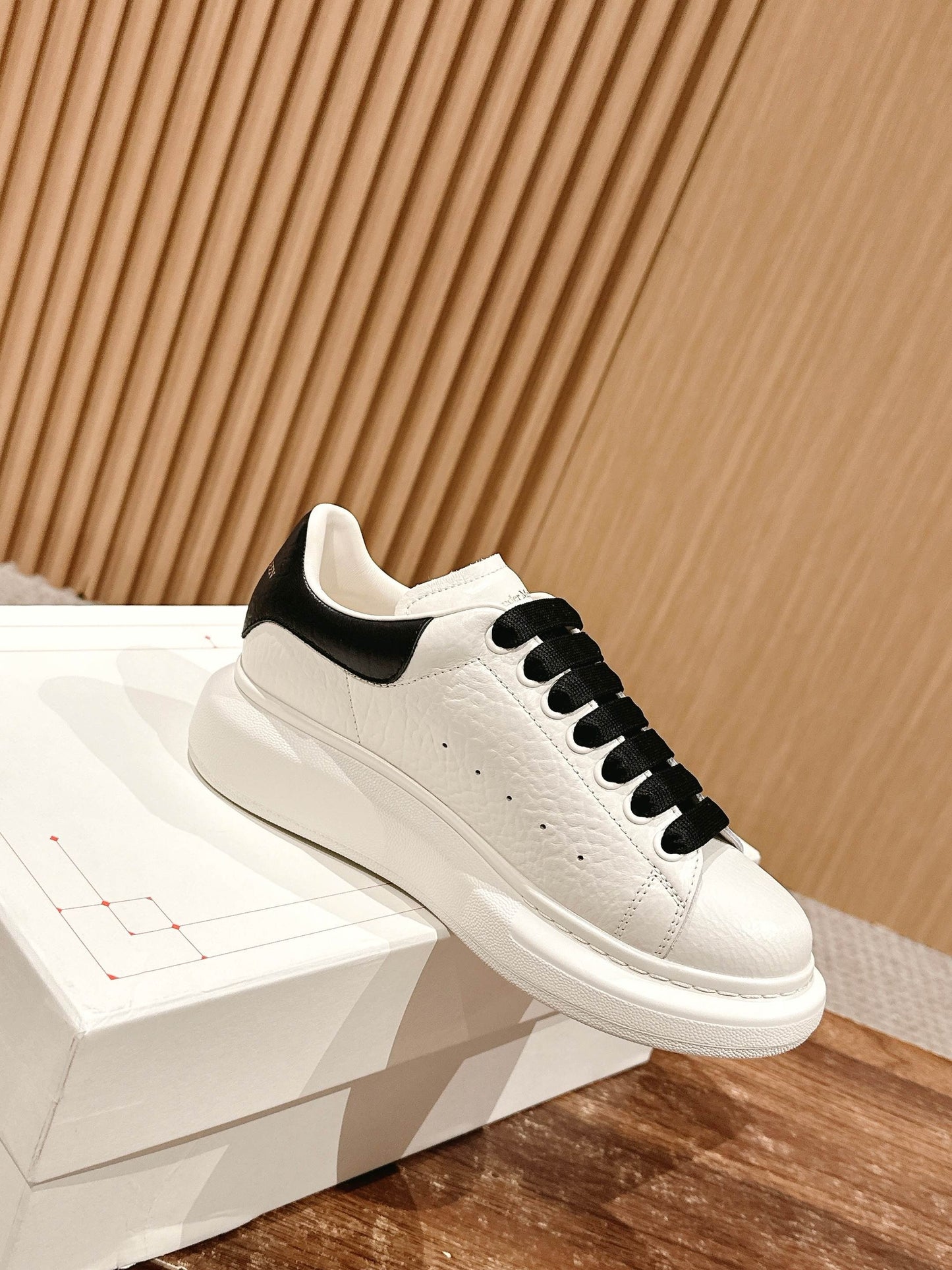 Alexander McQueen Sneakers