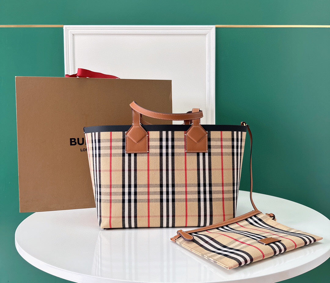 Burberry Shoulder Bag