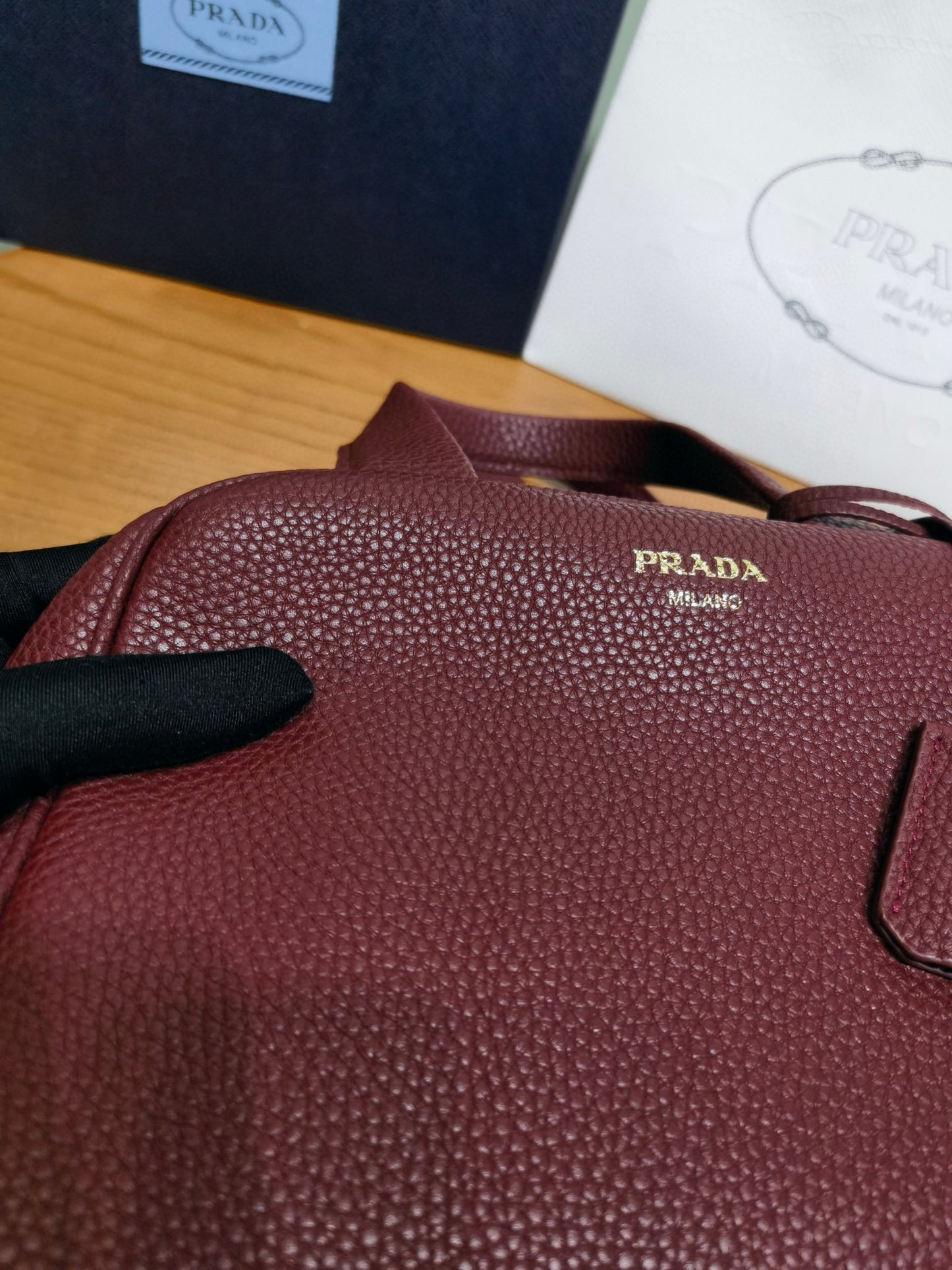PD Leather Top-Handle Bag
 28x20x13cm