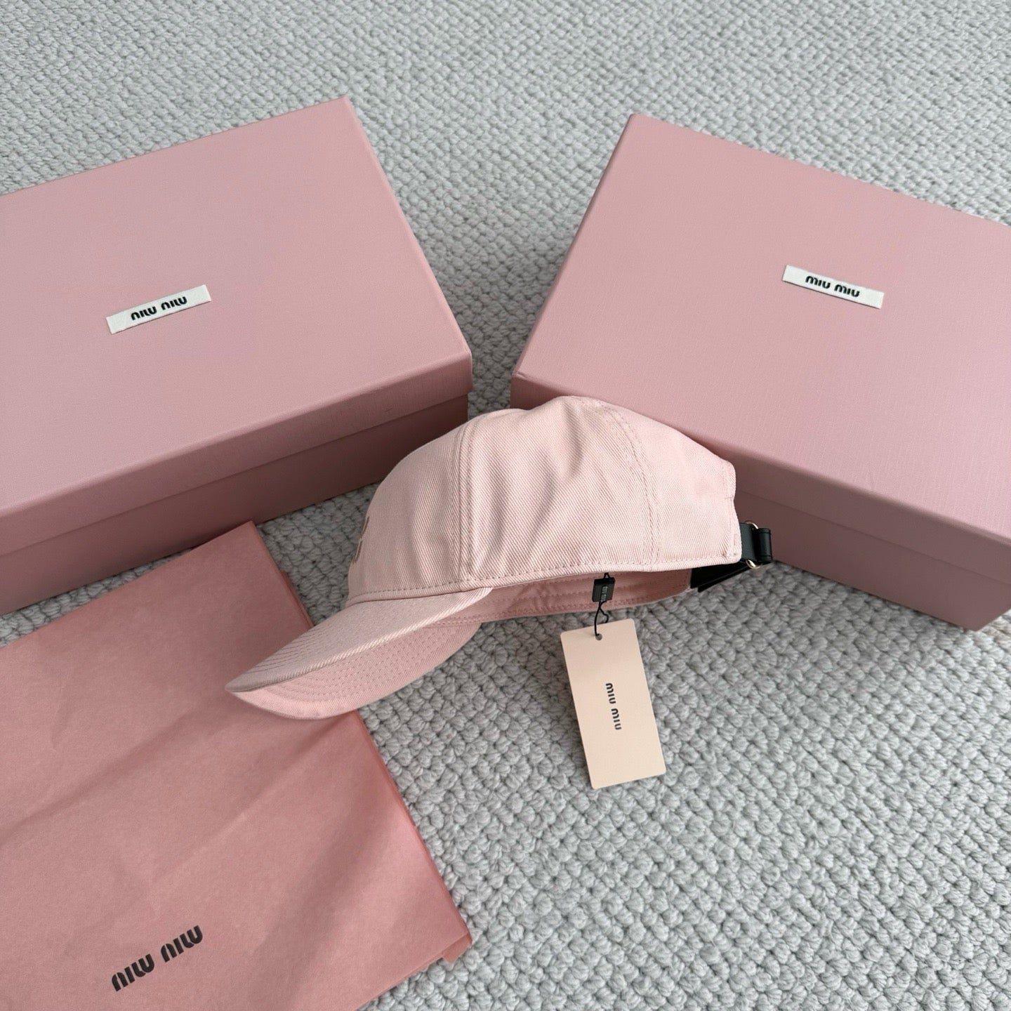 Miu Miu Caps