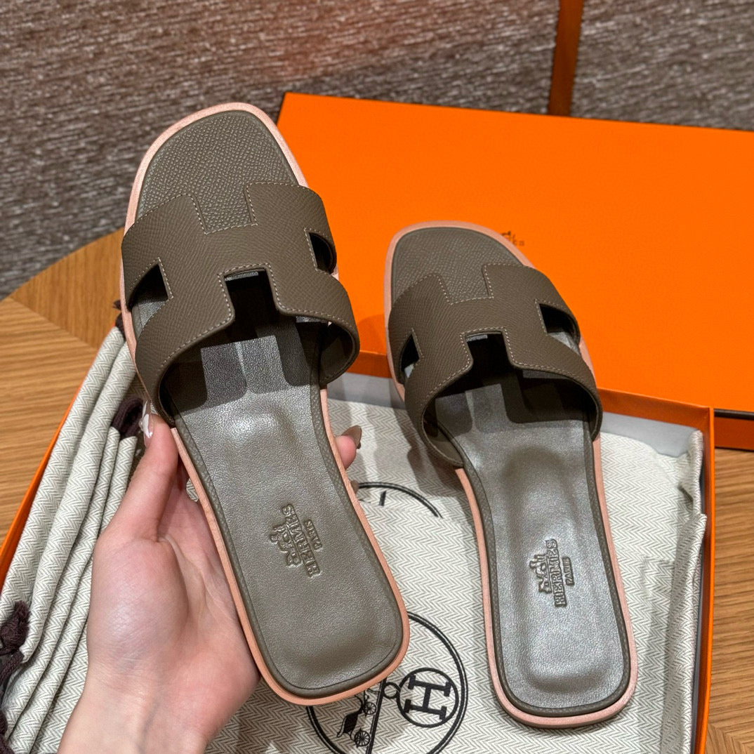 Hermes Slippers