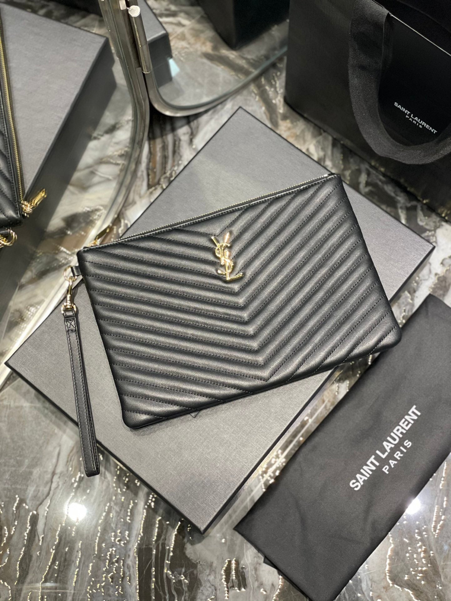 YSL Wallet 30×21.5×2cm