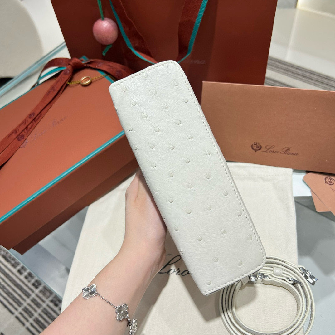 Loro Piana 19 Bag 19x7x12cm