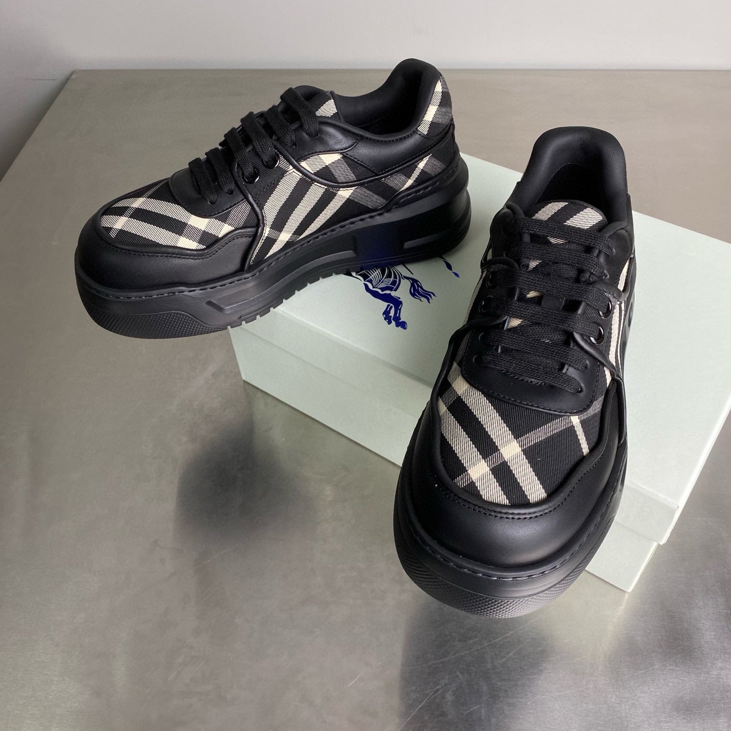 Burberry Sneakers