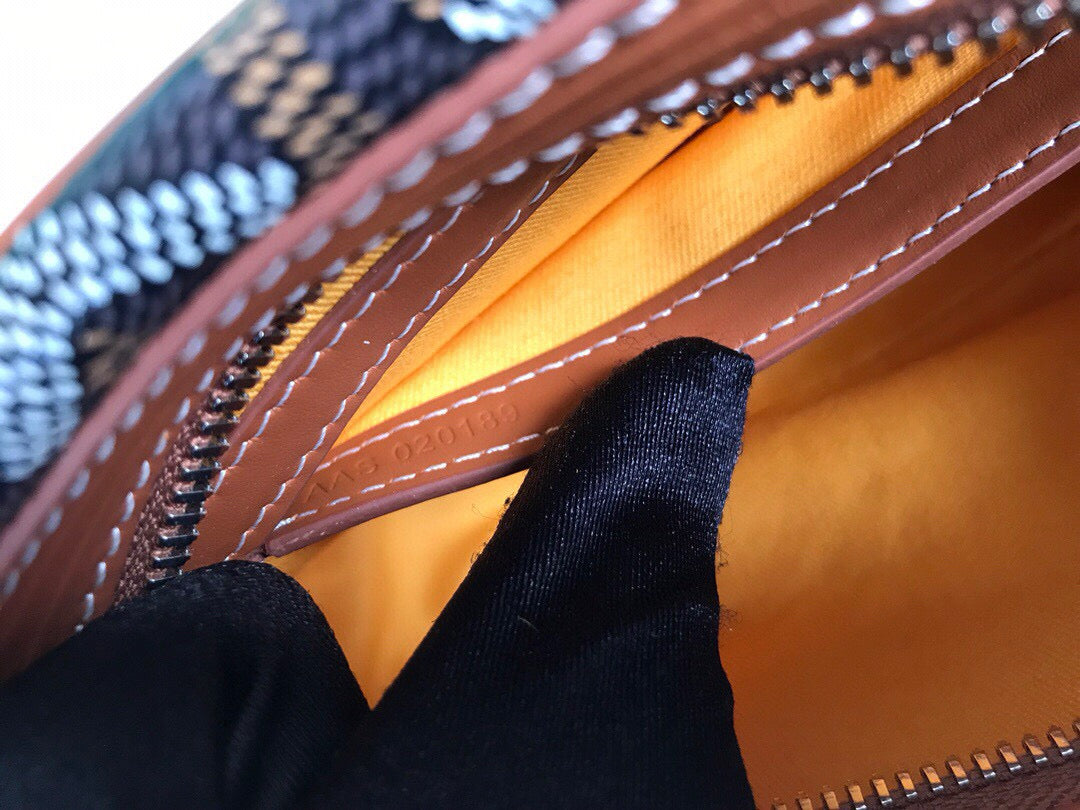 GOYARD CAP-VERT PM BAG