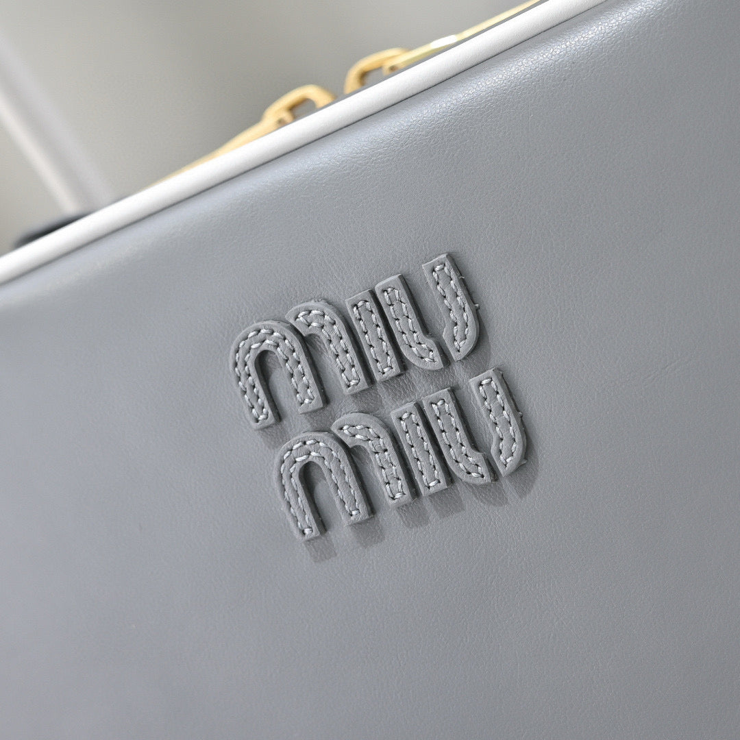 Miu Miu Bowling Bag 29x17x9cm