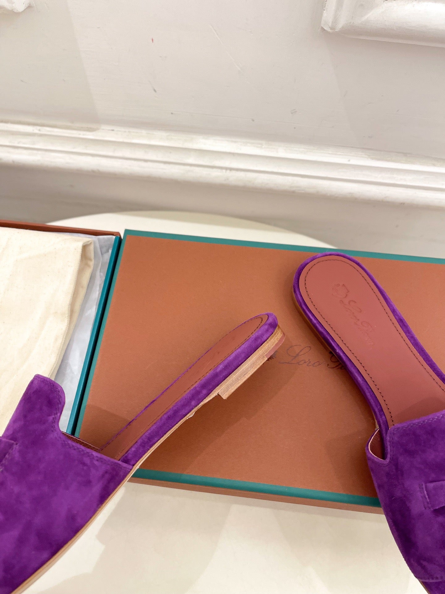 LP Sandals