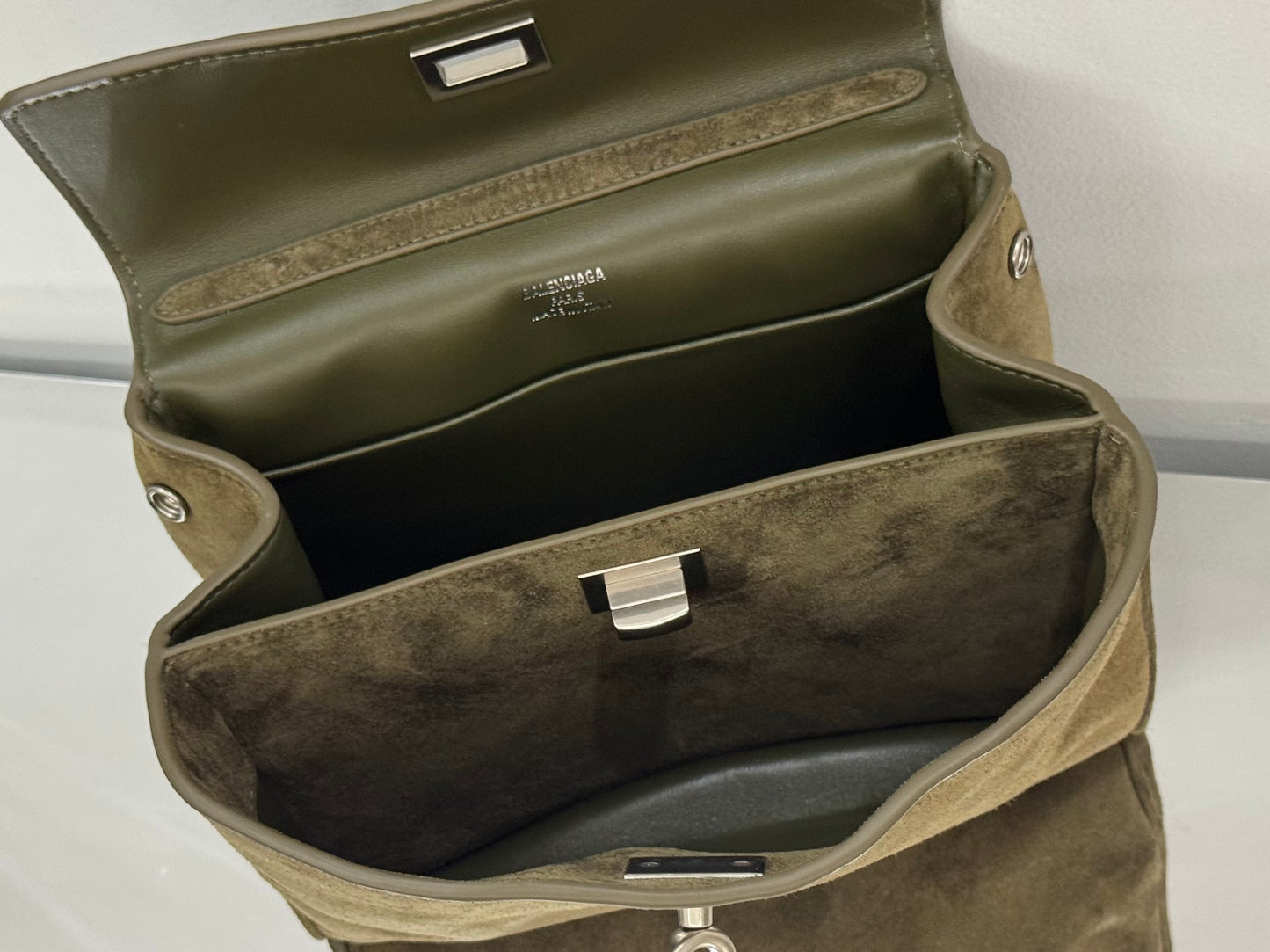 Balenciaga Rodeo Handbag 22x10x8cm