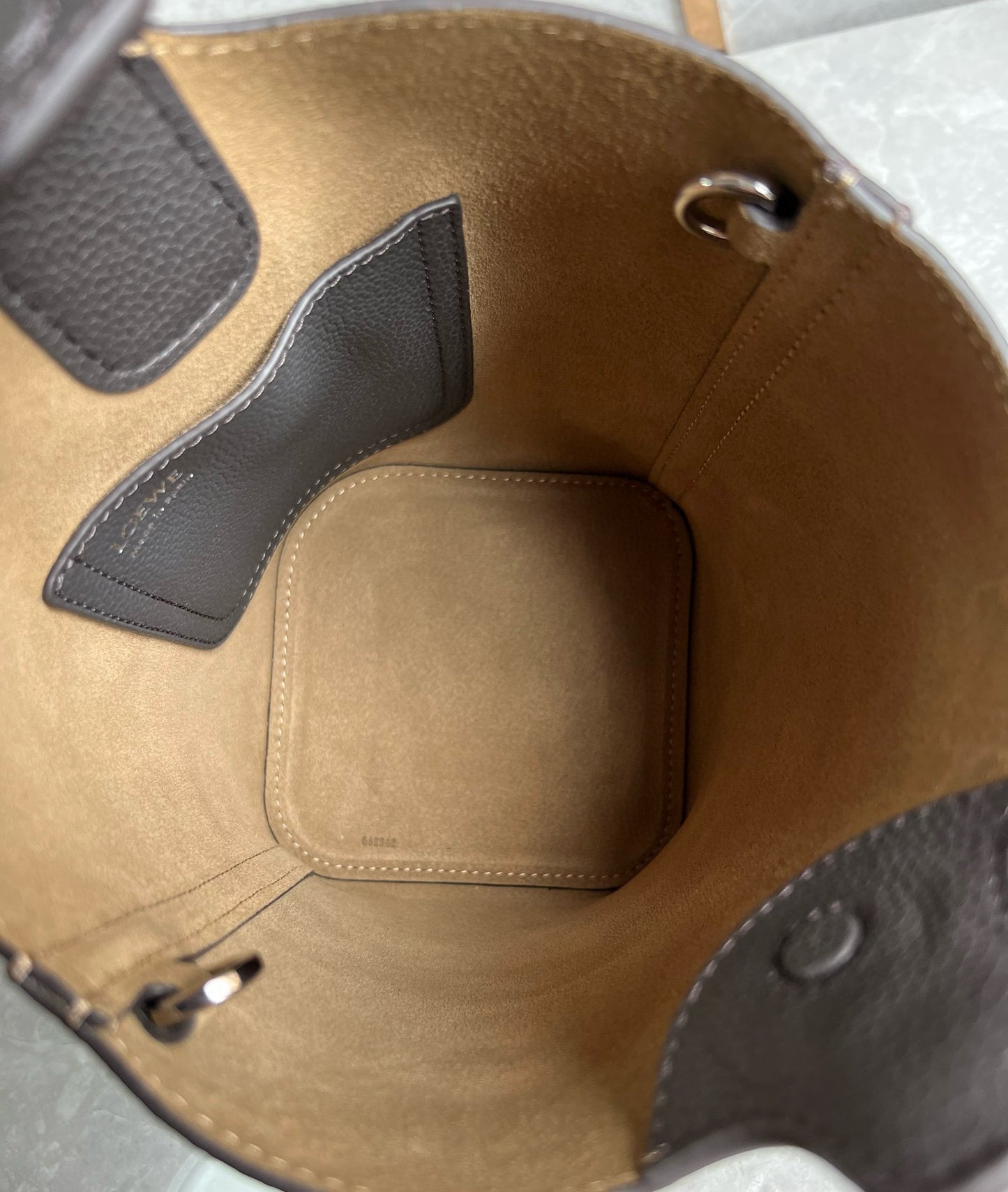 Loewe Pebble Bucket Bag(16x16x19.5cm)