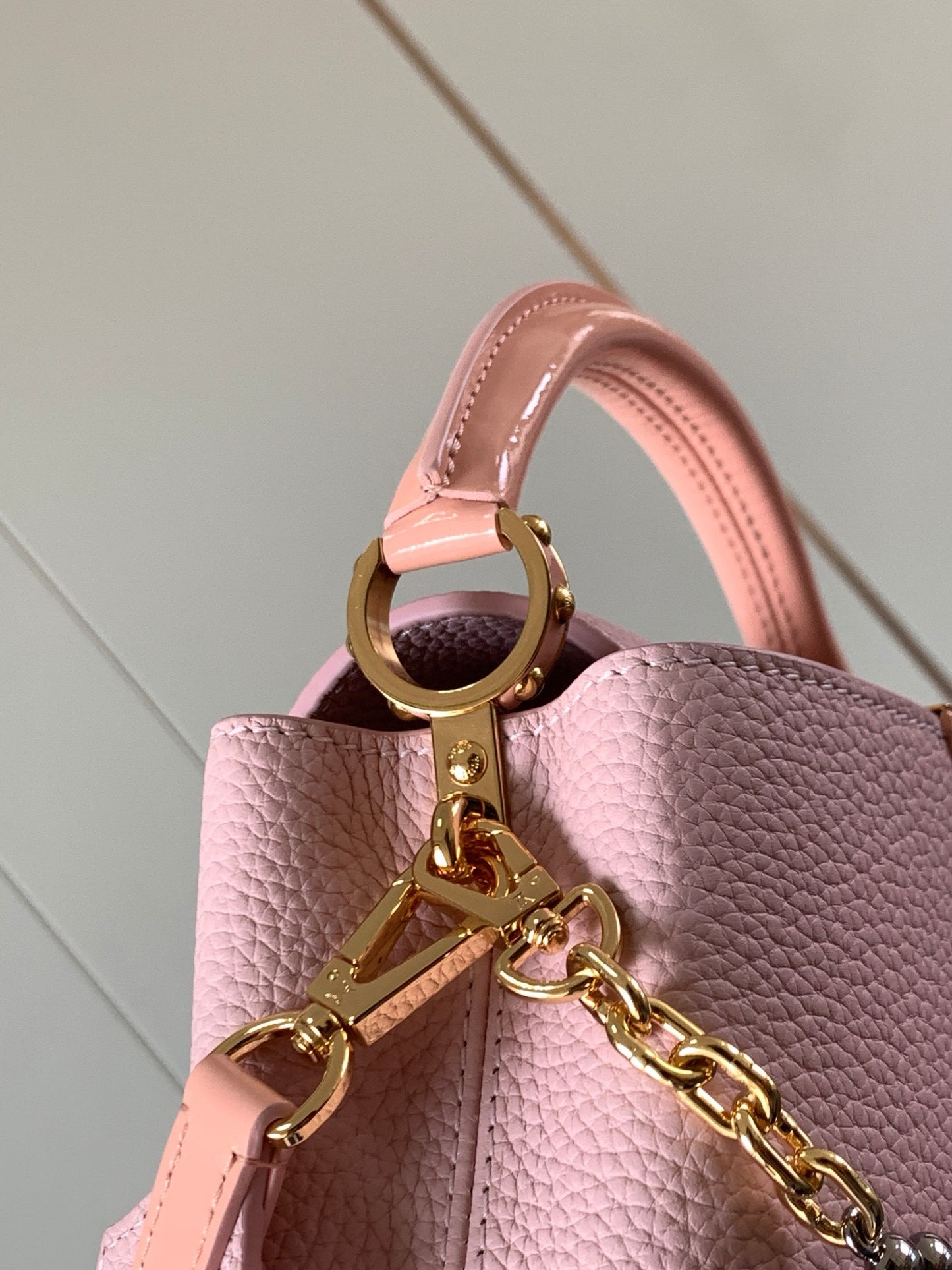 LV Capucines M80239 (21cm)