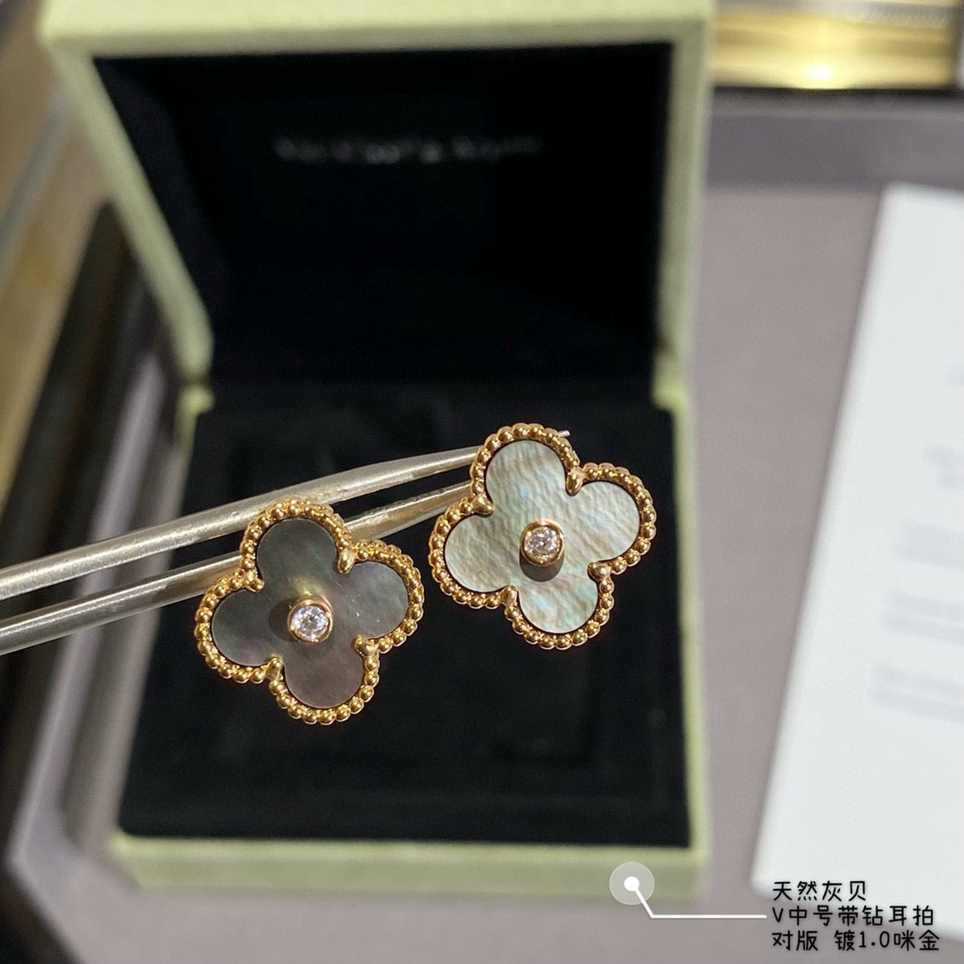 Van Cleef & Arpels Earrings