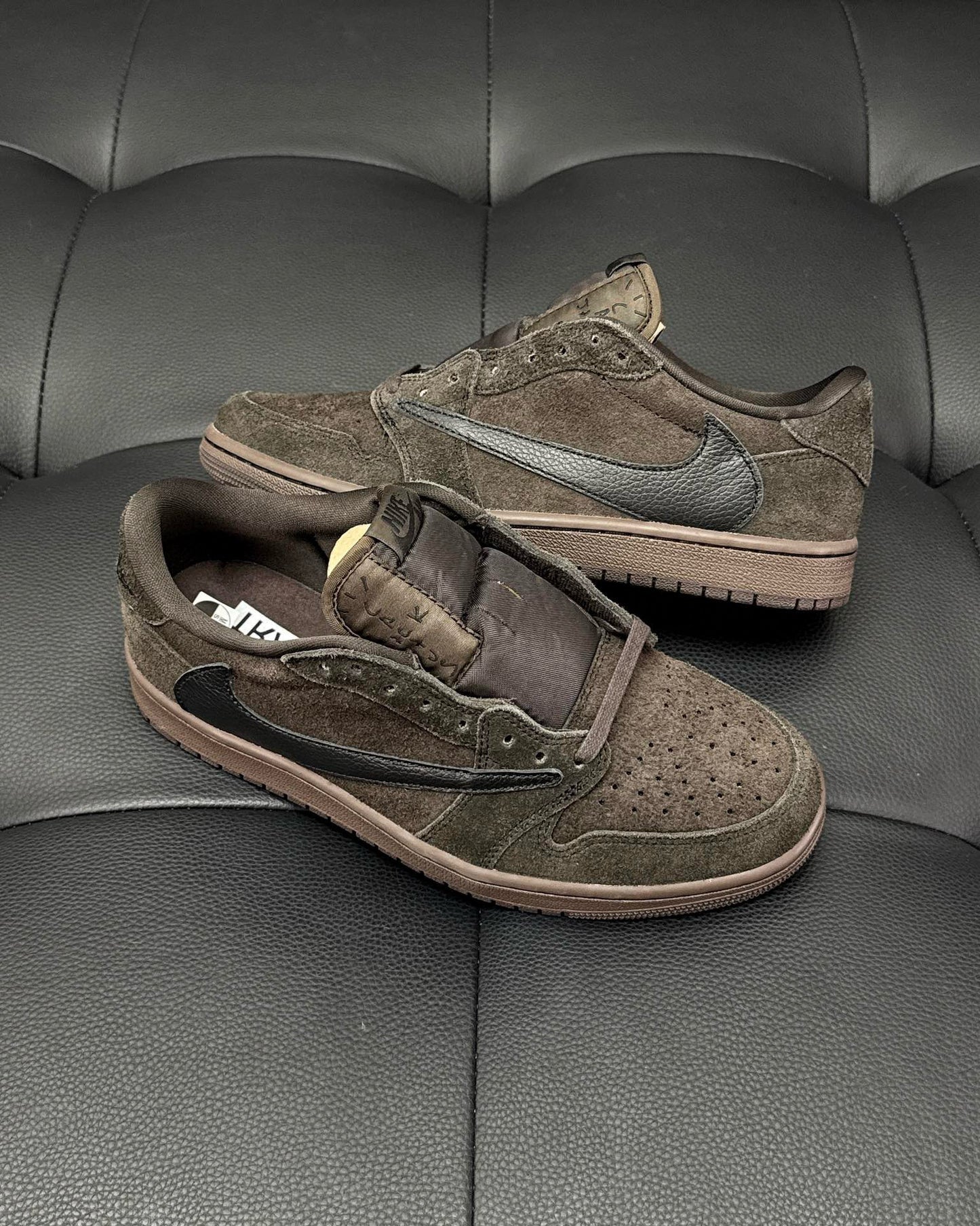 Travis Scott “Velvet Brown” X AJ 1 Low