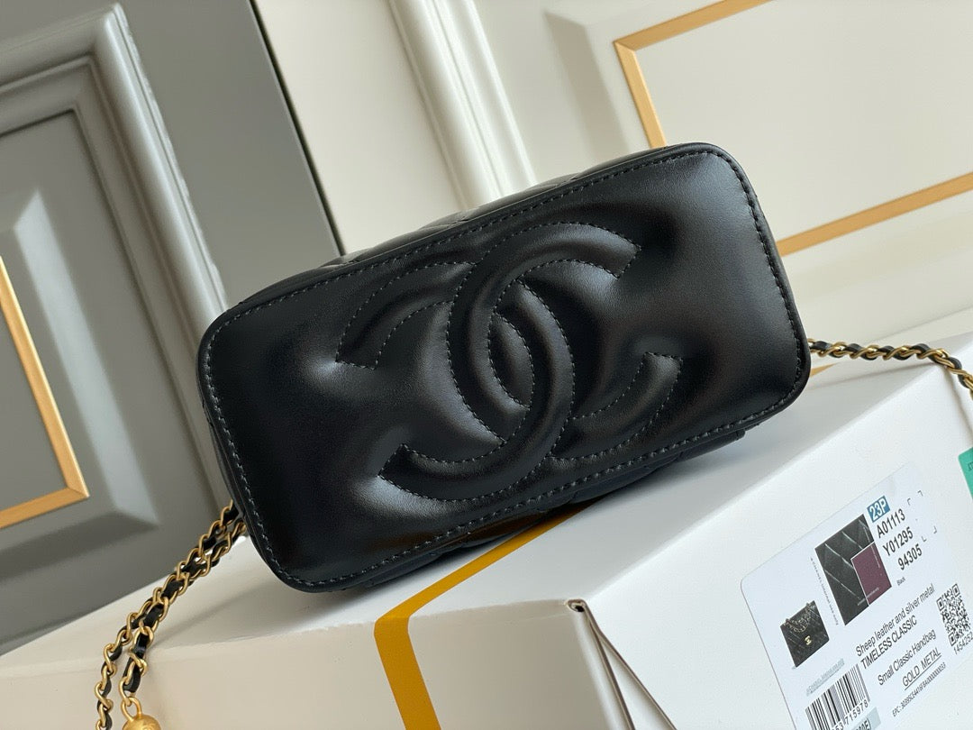 Bolso de tocador Chanel 24C