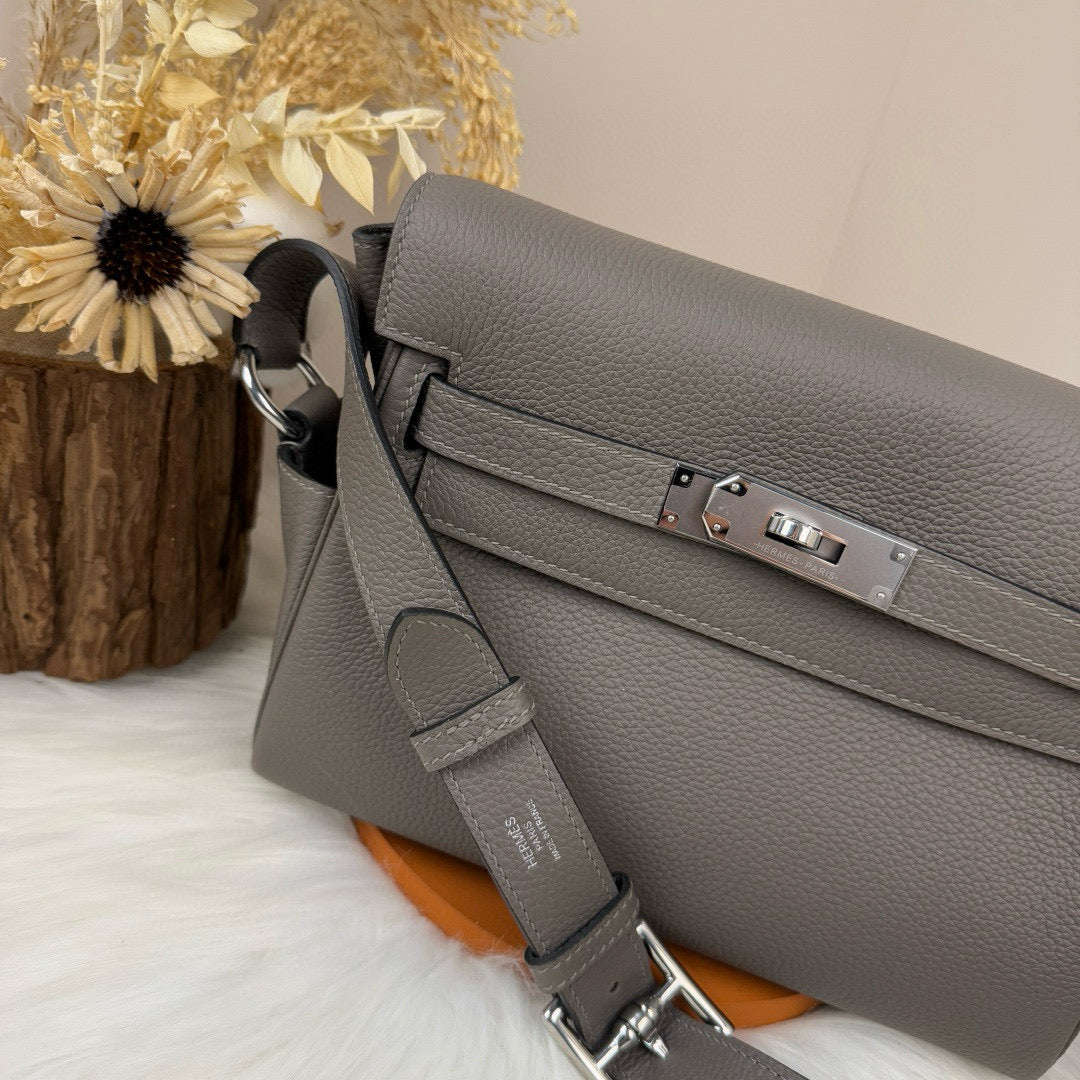 Hermes Messenger Bag