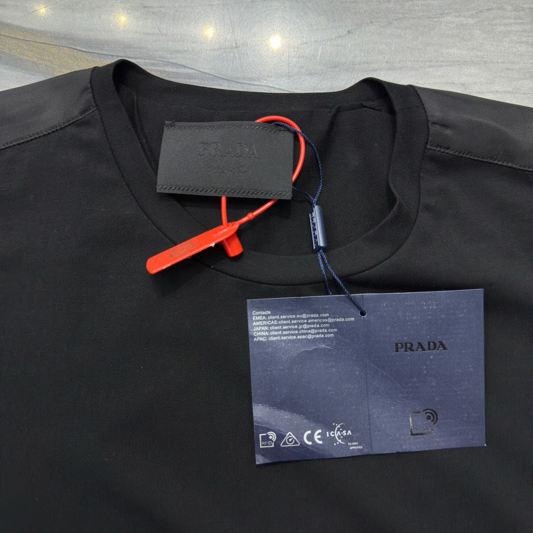 Prada T-Shirt