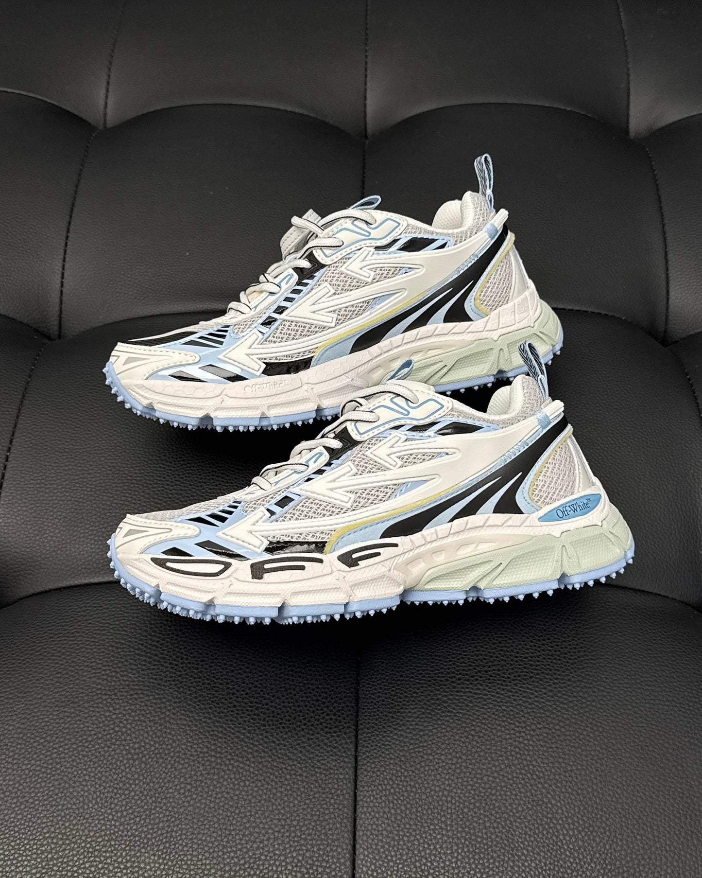 Off-White ODSY 1000 Sneaker